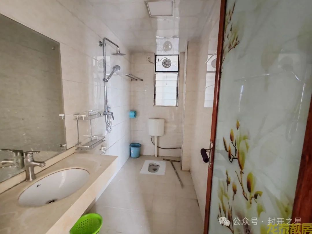 汇景湾电梯中层四房   7.5万首付