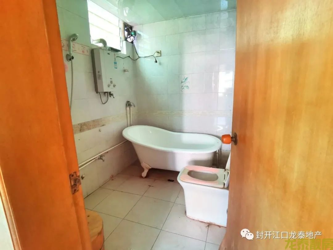 老城区江口大塘  180平四房 步梯中层 光线好