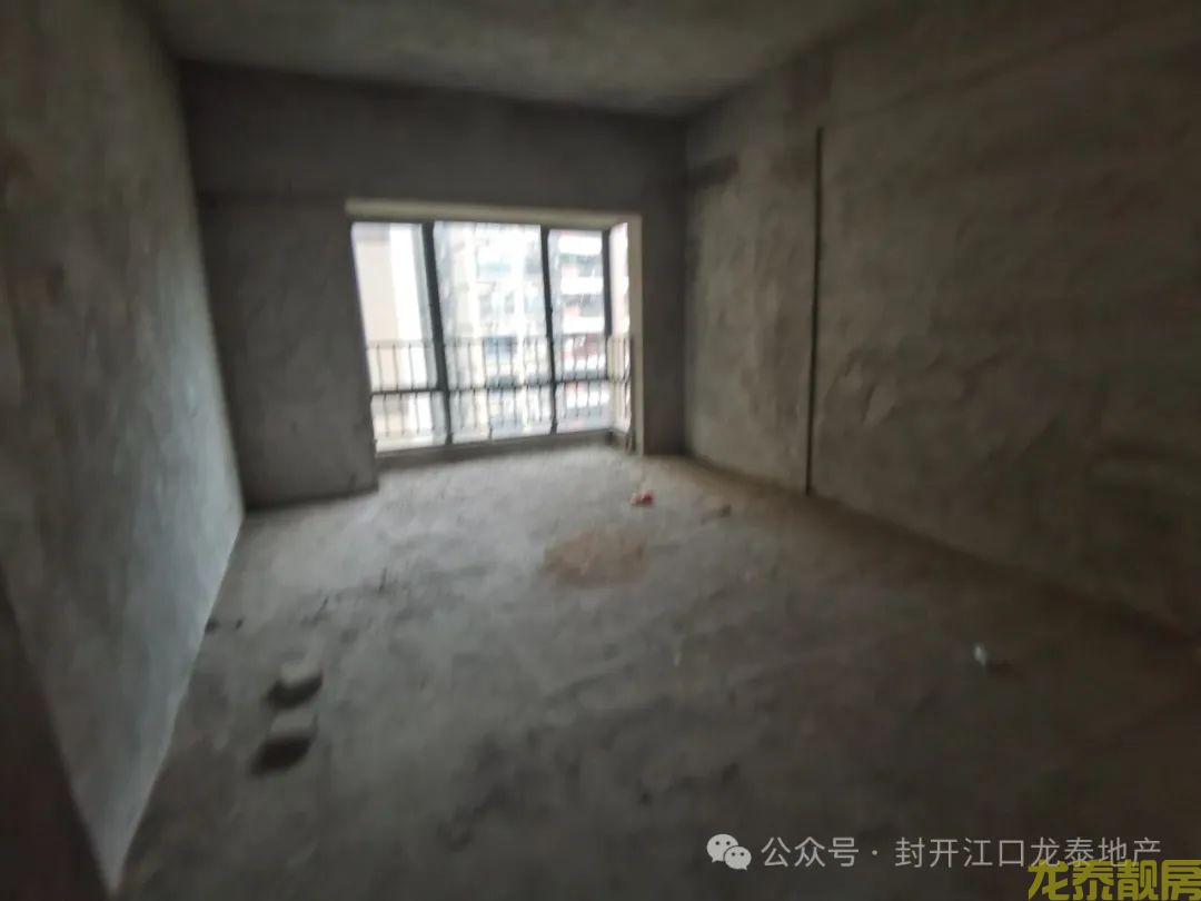 和富花园 3房可改4房户型 电梯中层 楼层靓