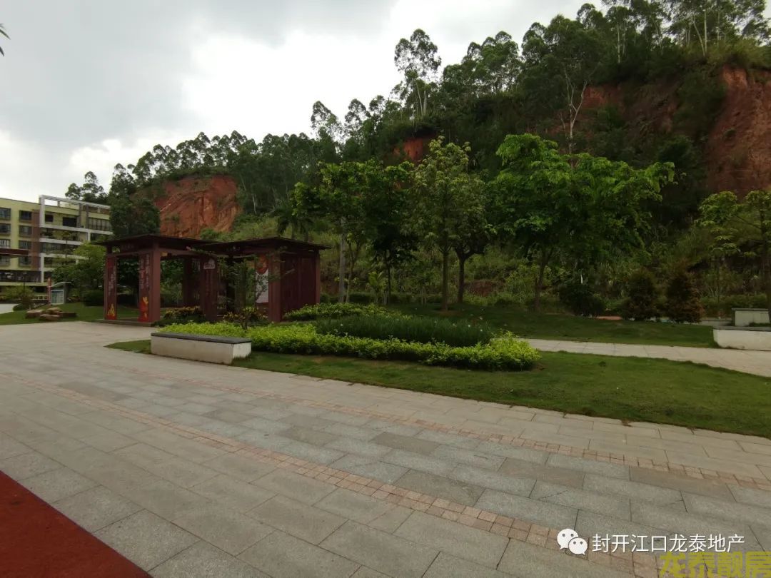 新收靓盘盛世莲花电梯2楼