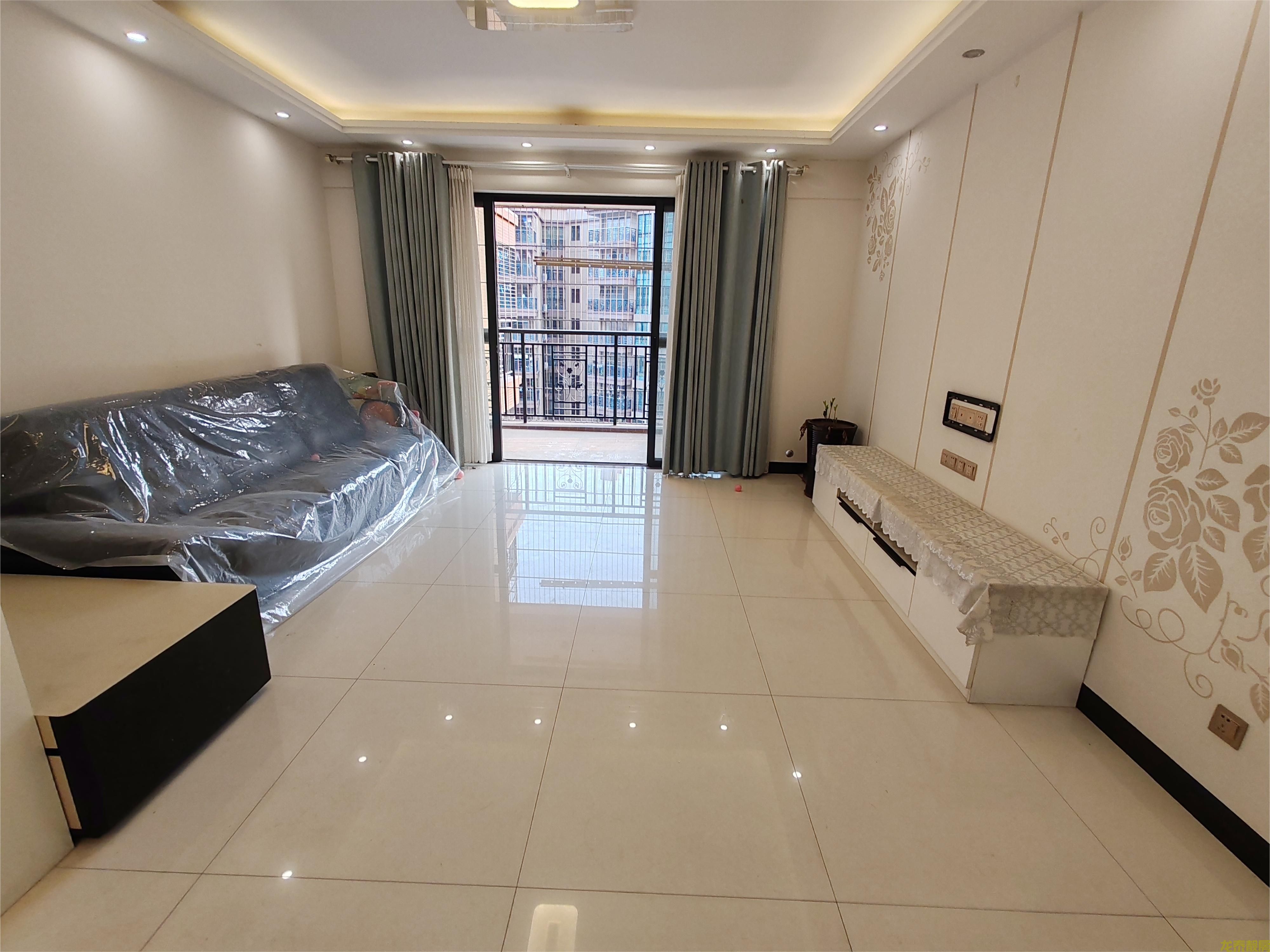 康盛名门精装四房