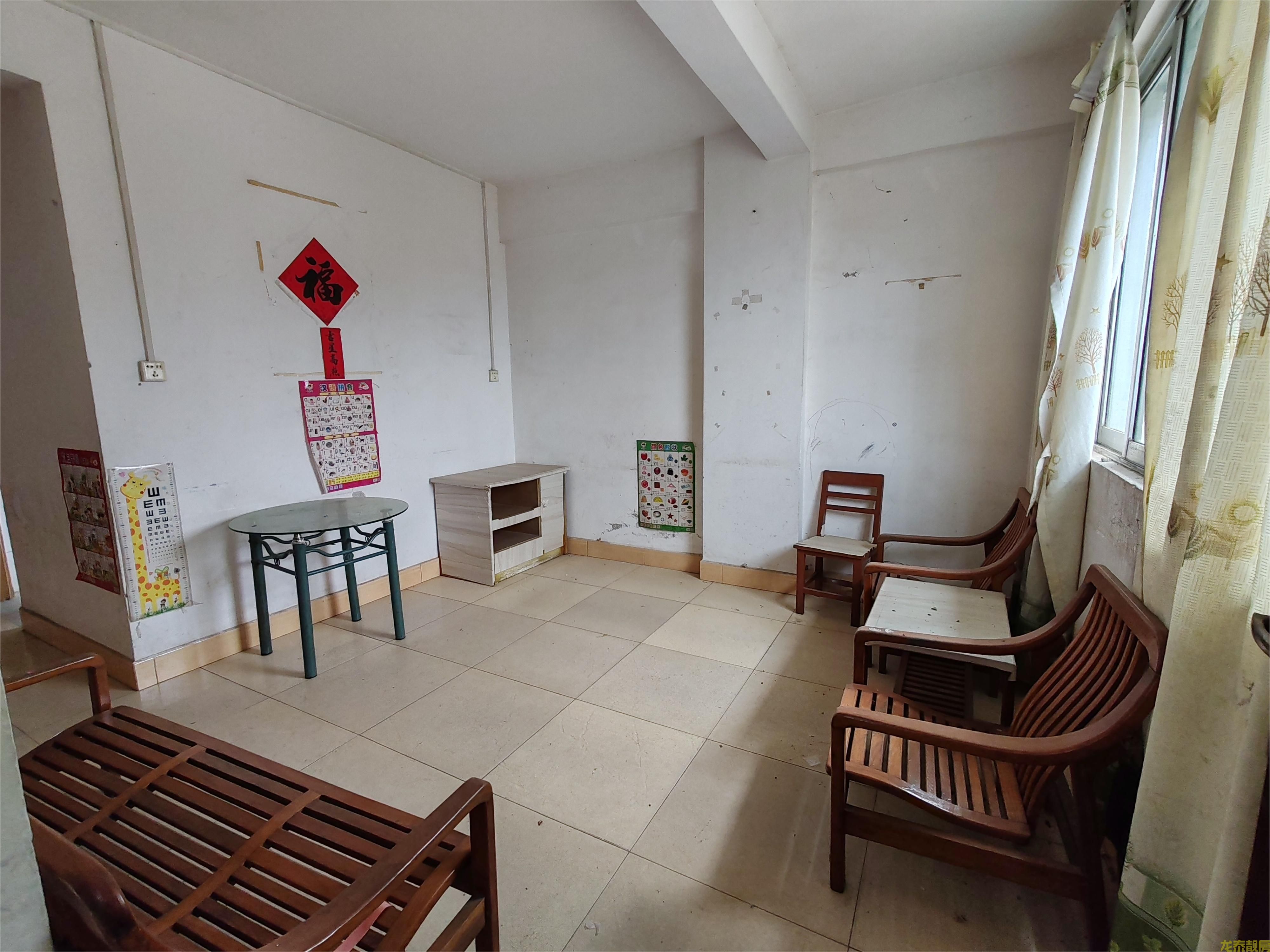 森林警察步梯7楼