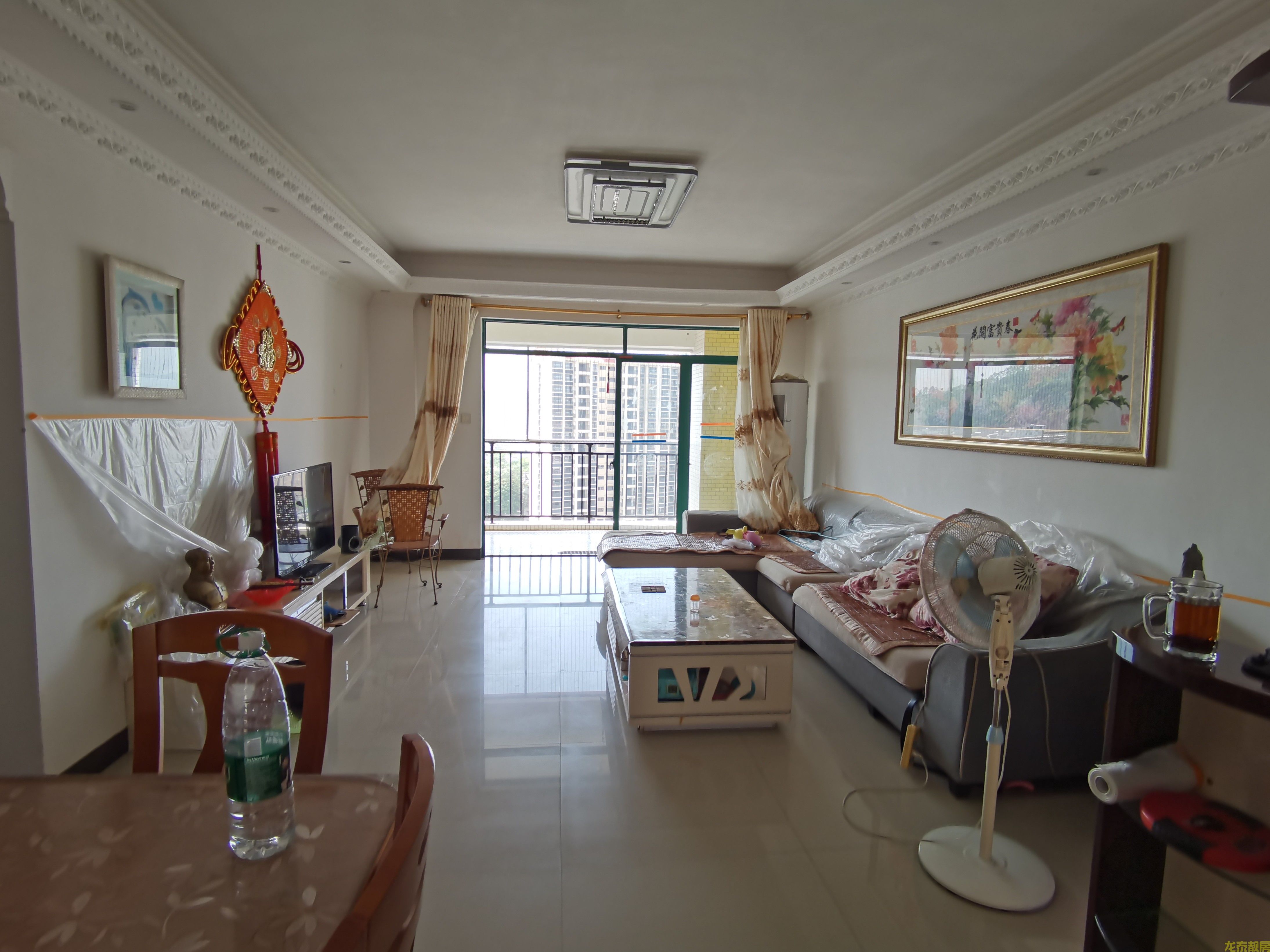 龙泉居电梯靓层南向