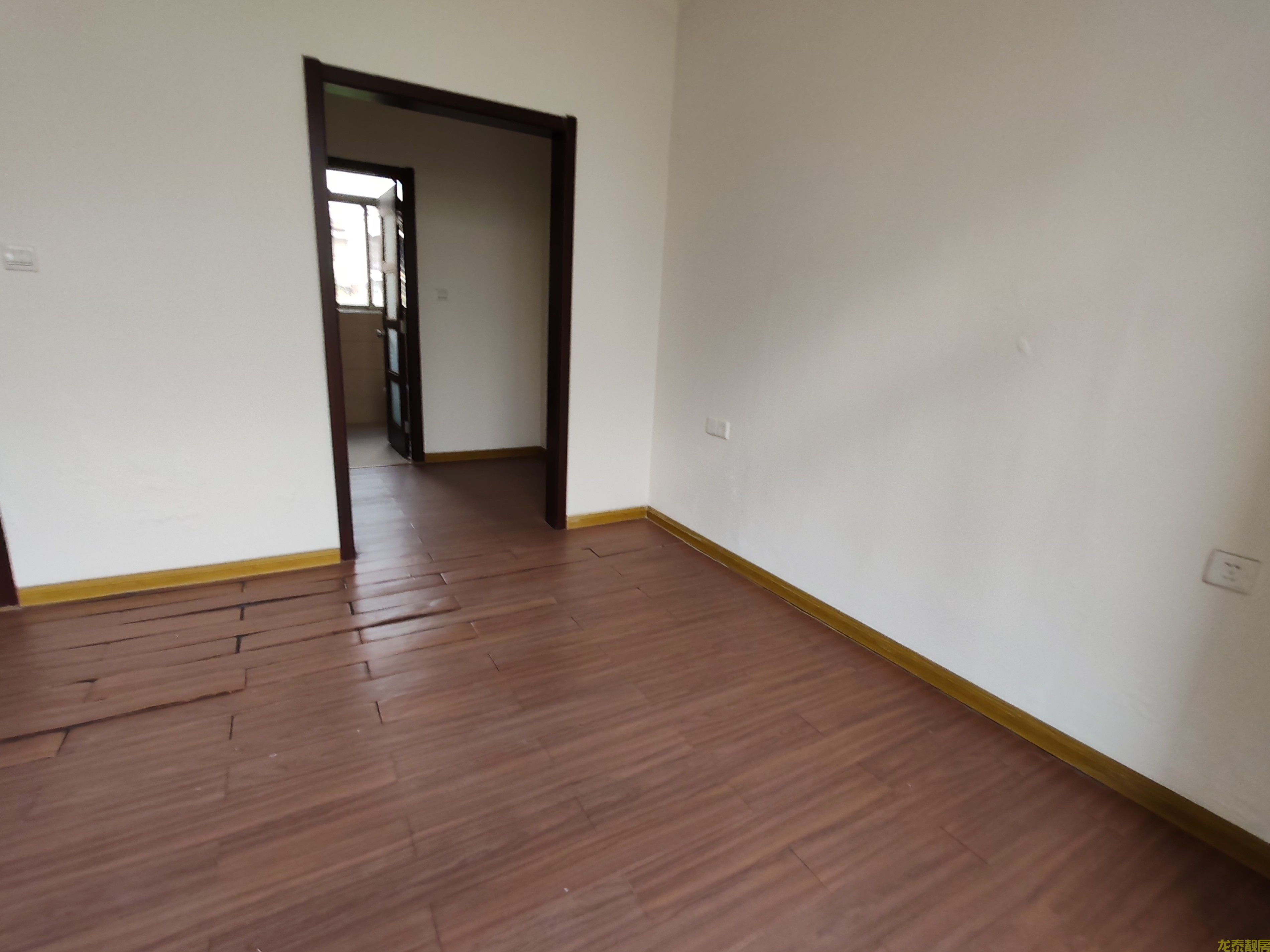 碧桂园别墅200多平精装未入住过