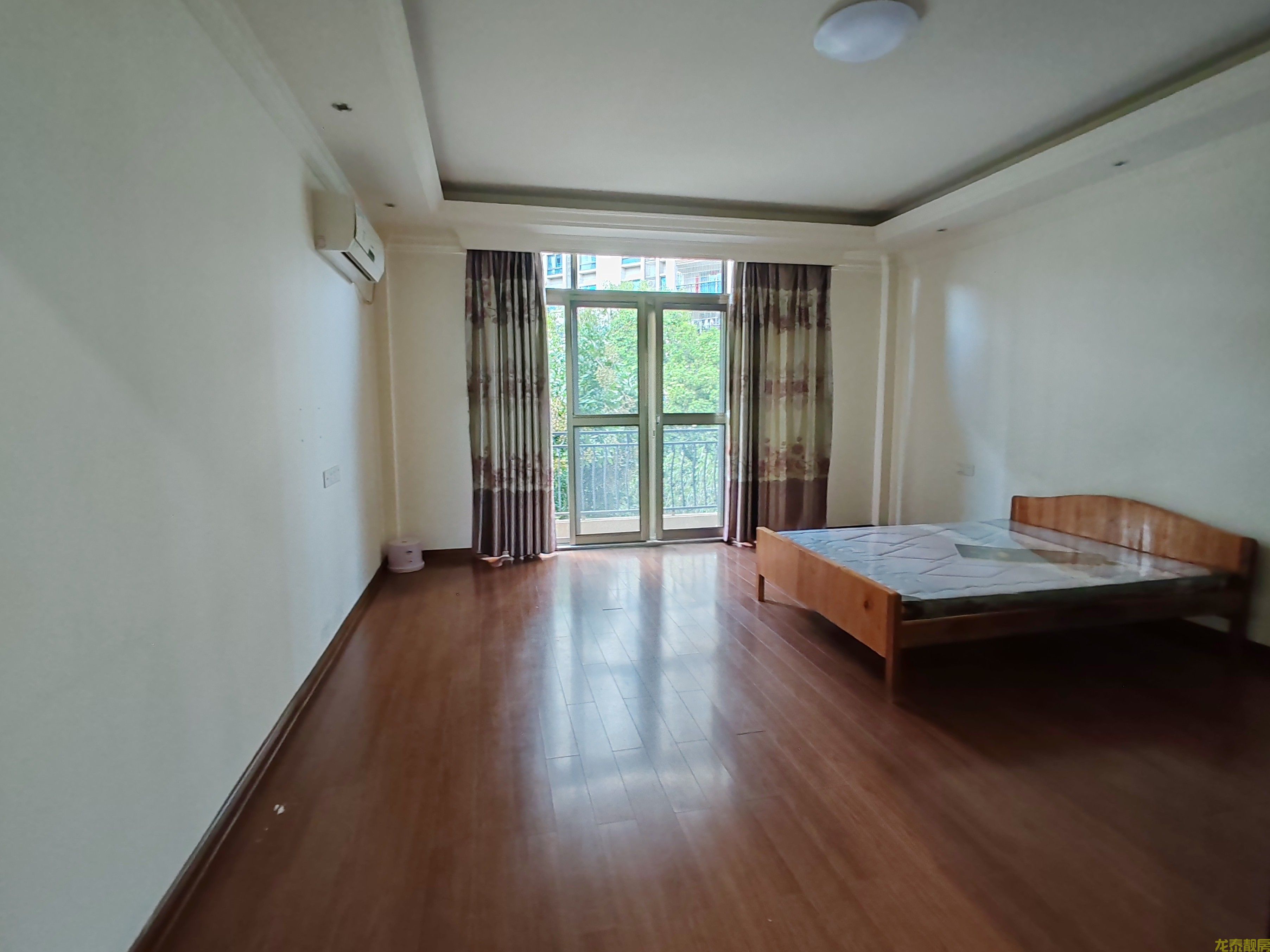 碧桂园五房送三面花园大别墅