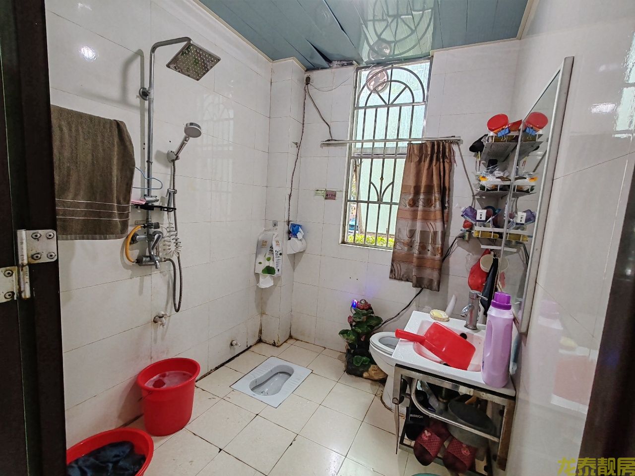 山水雅苑 · 精装三房 小区一楼适合老人小孩