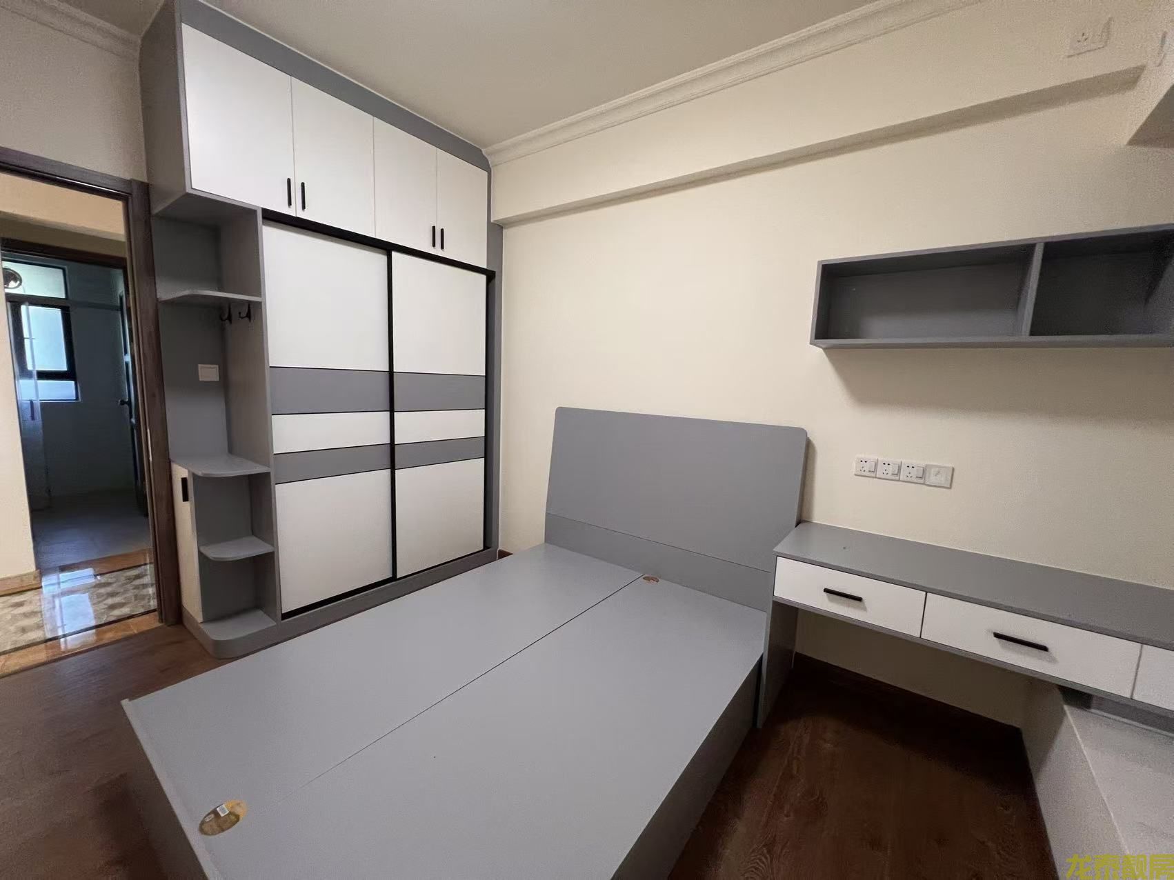 碧桂园豪园4房142平 保养新净 南北通透